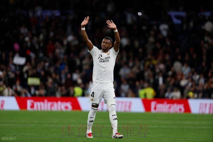 罗马诺:33岁阿拉巴预计明夏离开皇马 情况没改变